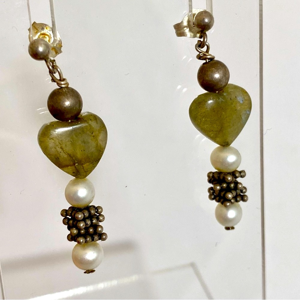 Vintage 90’s Handcrafted Post dangle Earrings Pierced Ears Hearts
